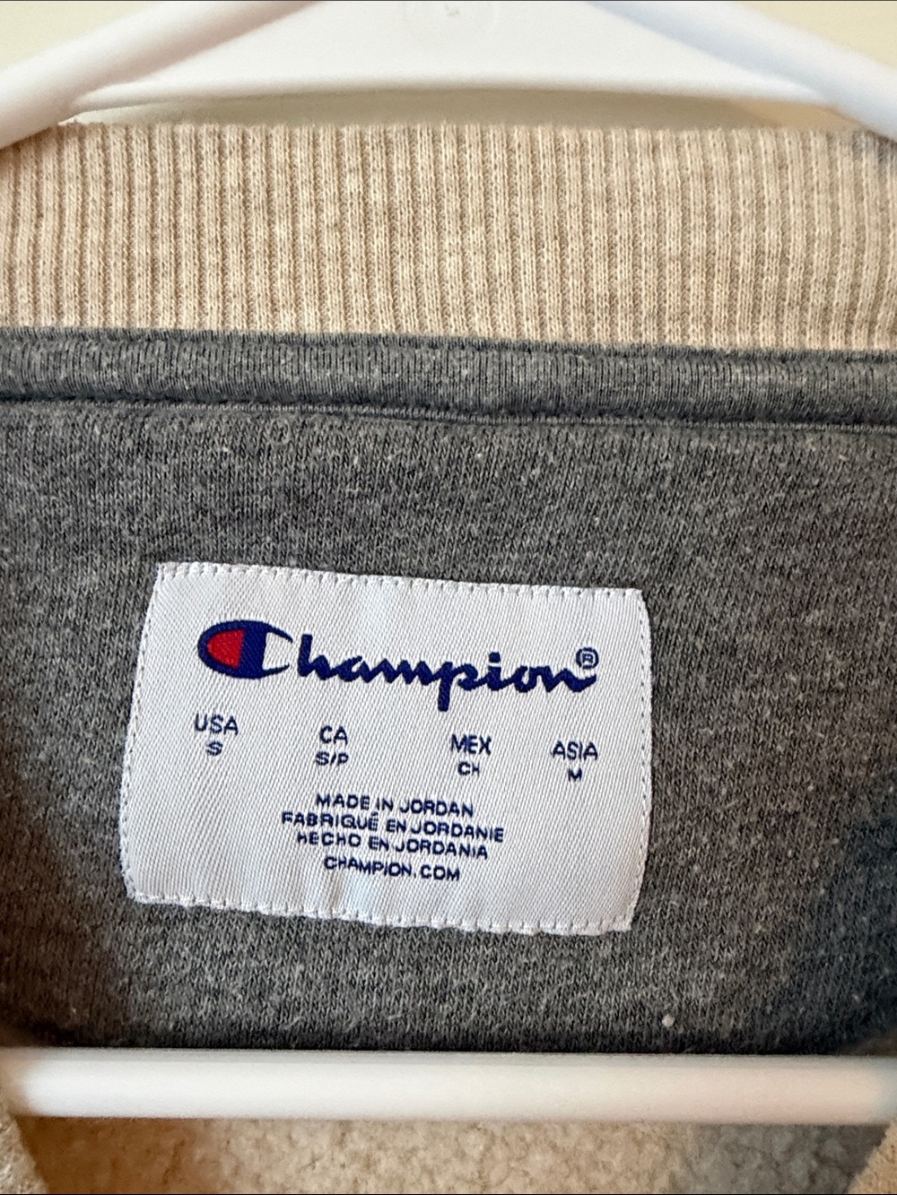 Champion Grey Sweatshirt with Cream Collar Trim - Picture 2 of 4